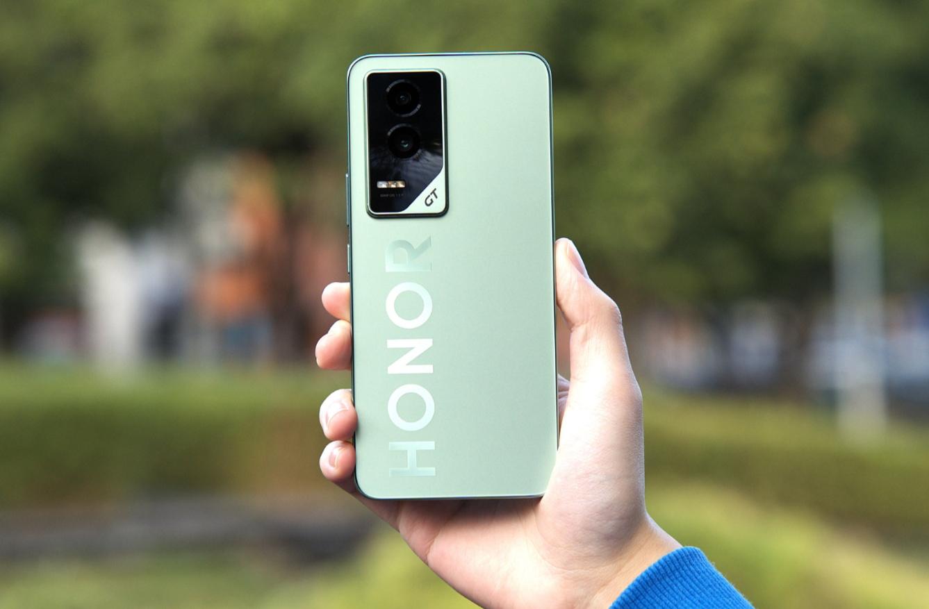 骁龙8Gen3开始“清库存”，这款手机降至1469元，刚好适合捡漏