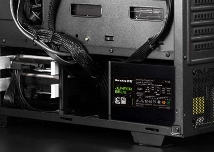 600W性价比最高 电脑电源你就这样买 富哥主机除外!