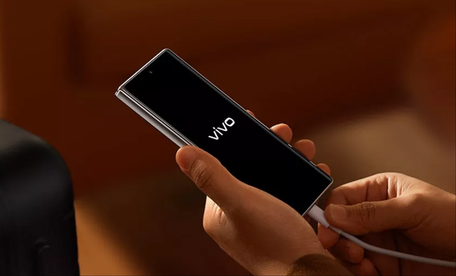 vivo X Fold5 开始预热:品质全面升级,全球首款三防大折叠