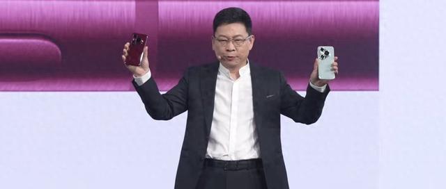 10年12490亿研发，华为祭出史上最贵手机镜头，余承东：Pura80“拉爆友商”！