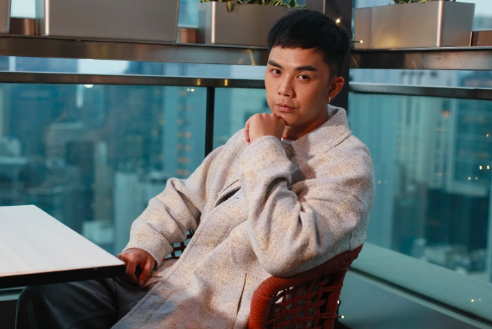 TVB亿万驸马与TVB经理人合约正式完结,宣布单飞