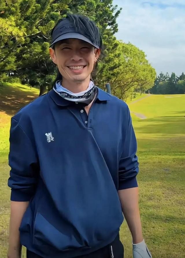 47岁吴建豪暴瘦,1米8才100斤,尖嘴猴腮像老头,健康状况引担忧