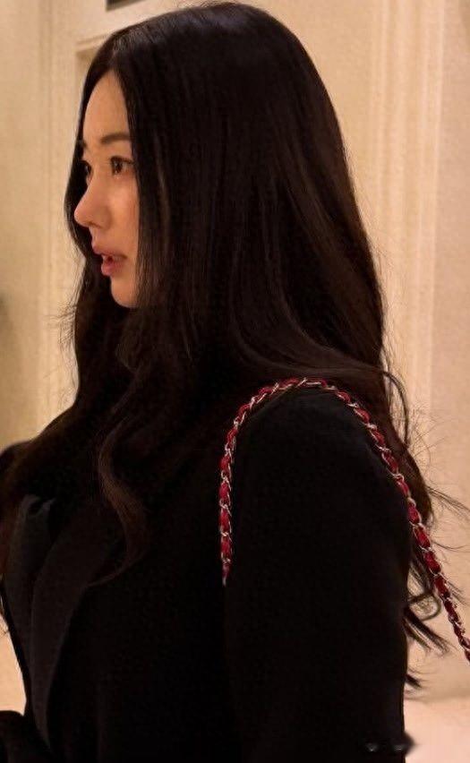 前韩国小姐公开日常，着装风格干练