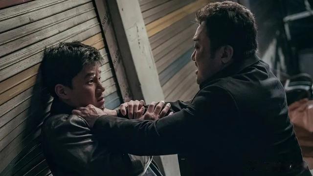 点映票房7836万，韩国最新动作爽片！60岁女杀手，打斗戏太好看