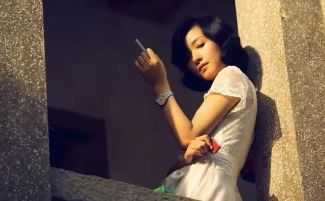 七次拒潜规则被封杀,20年逆袭成影后:万茜的干净太“狠”了