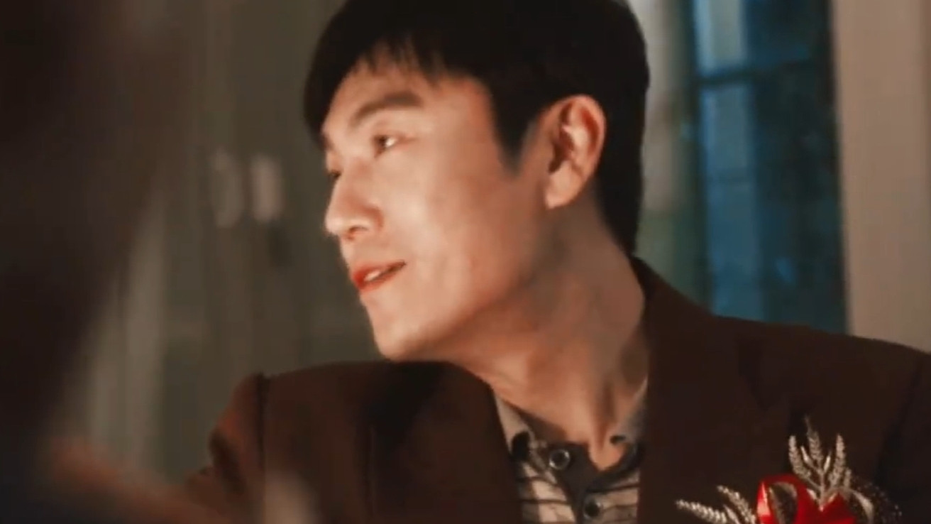 同样演大毒枭，将张颂文跟秦昊放一起看差距大，黄晓明说得太对了