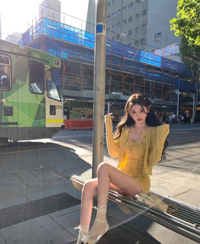 王思聪又换女友了?00后网红私照曝光,网友:这谁顶得住啊!