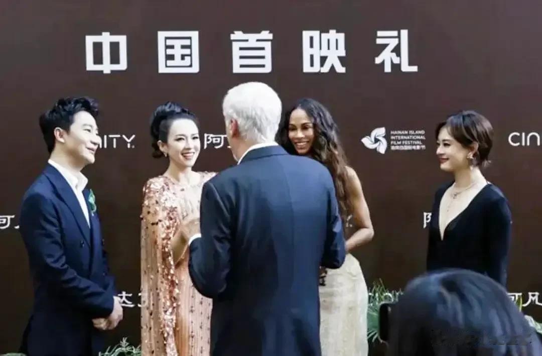 章子怡深夜买醉，谈爱情的脆弱和纠缠，疑似放不下汪峰