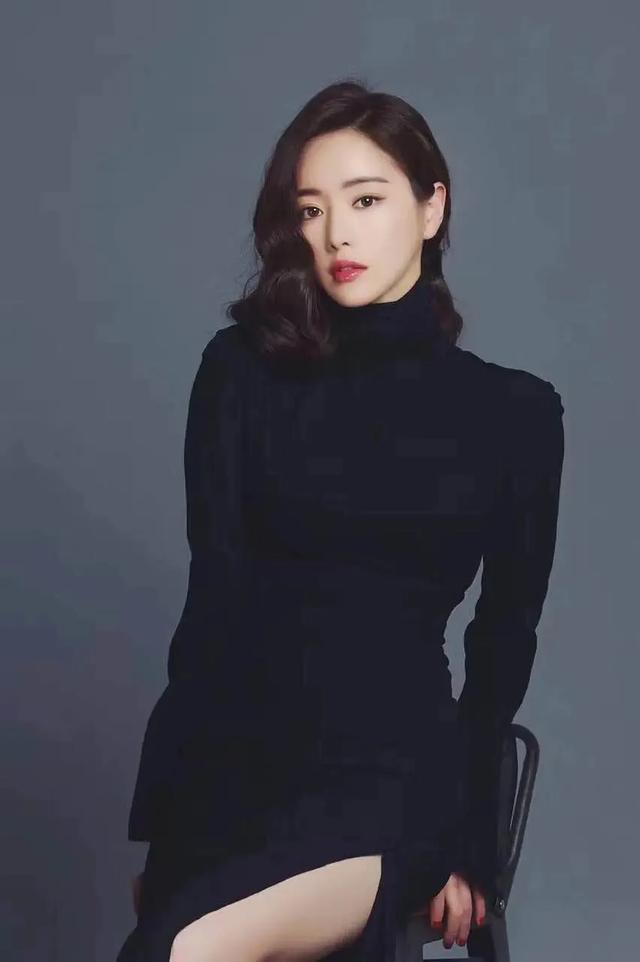 昔日性感韩国女星，为在中国拍戏整容，如今40岁仍过着单身生活。