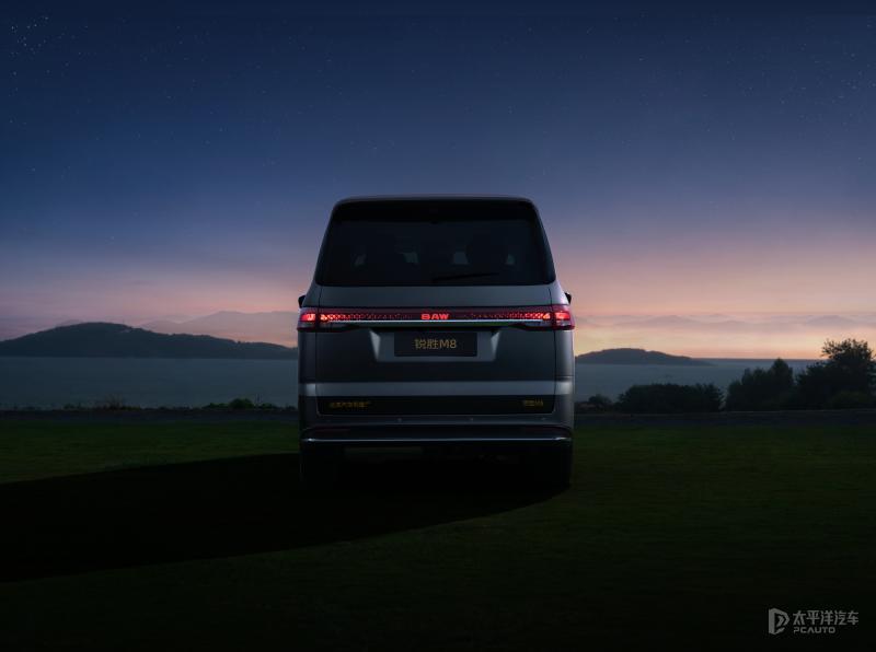 16.98万起,北汽锐胜M8开启预售!L2级智驾+560km纯电,值吗?