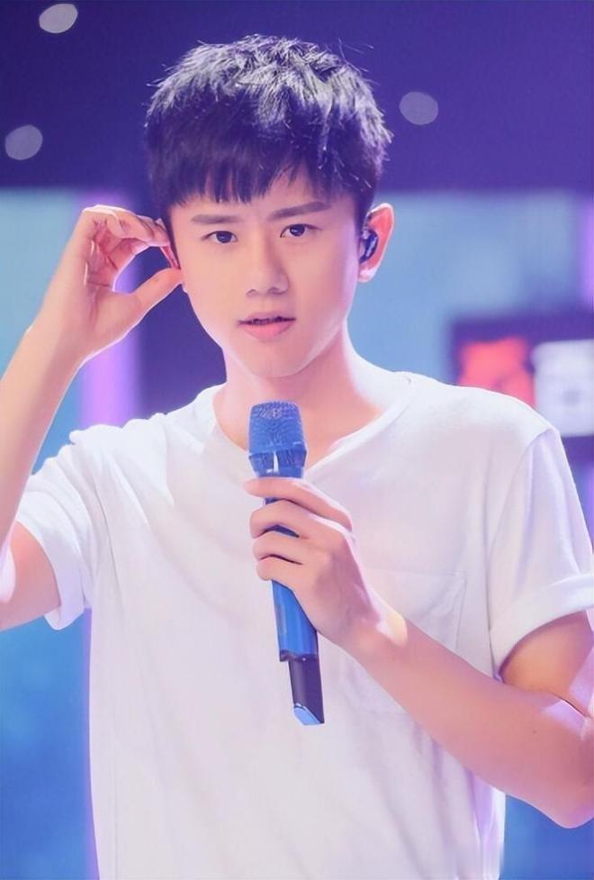 结婚14年后，姐弟恋的“残酷现实”，在张杰身上展现的淋漓尽致