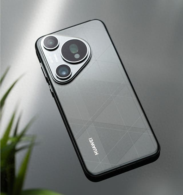 国产Top5厂商开始发力：四摄设计+外挂镜头，手机影像迎来新时代