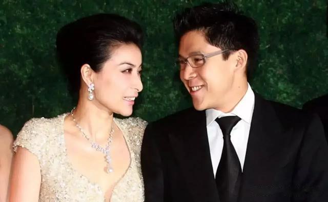 霍家“隐形支柱”曝兄！郭晶晶母亲竞是豪门幕后大功臣