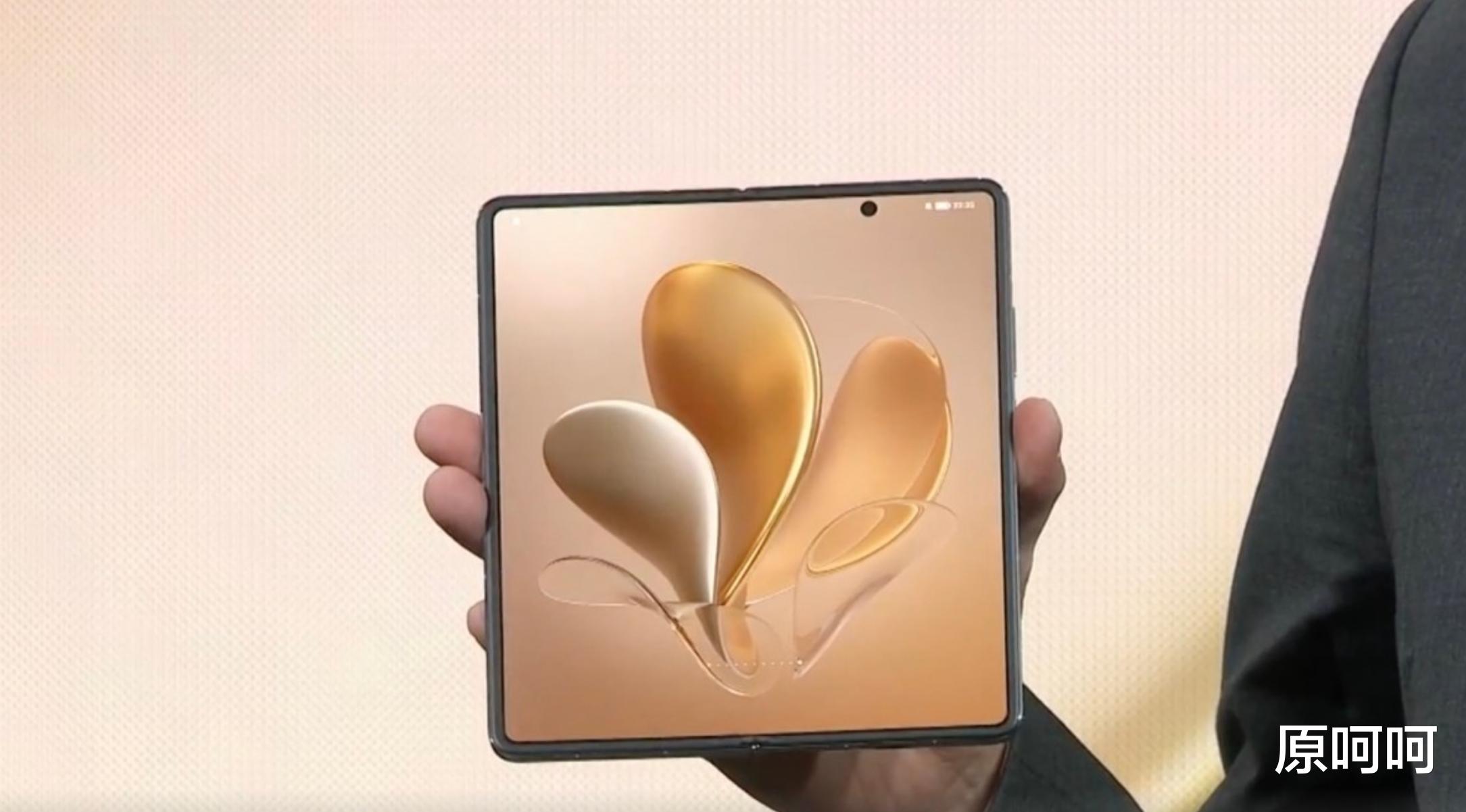 OPPO遇到真对手?荣耀Magic V5新爆料:轻薄新高度,性能还能更强