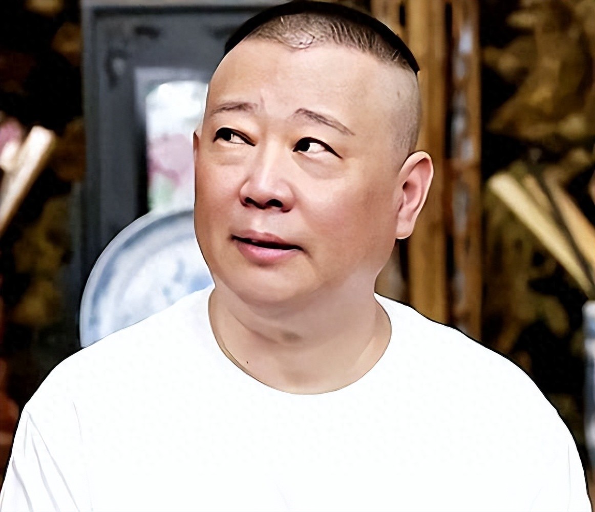 跨年相声晚会名单曝光!德云社演员集体缺席,撕碎了郭德纲的体面