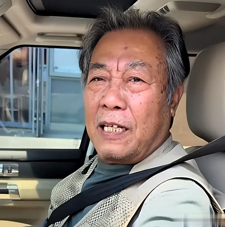 他是最干净男演员，一生零绯闻，为妻退圈12年，如今老到不敢认