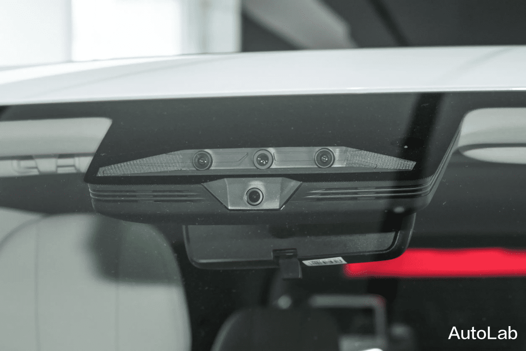 起售价降5万，不再标配天神之眼，比亚迪夏这回能爆吗？