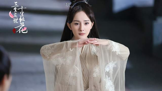 杨幂发文悼念于朦胧：四哥，愿你在另一个世界安好