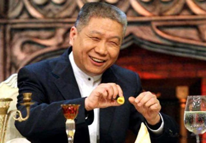 原来马未都妻子是她，怪不得做啥都能来财，真是娶一个贤妻旺三代