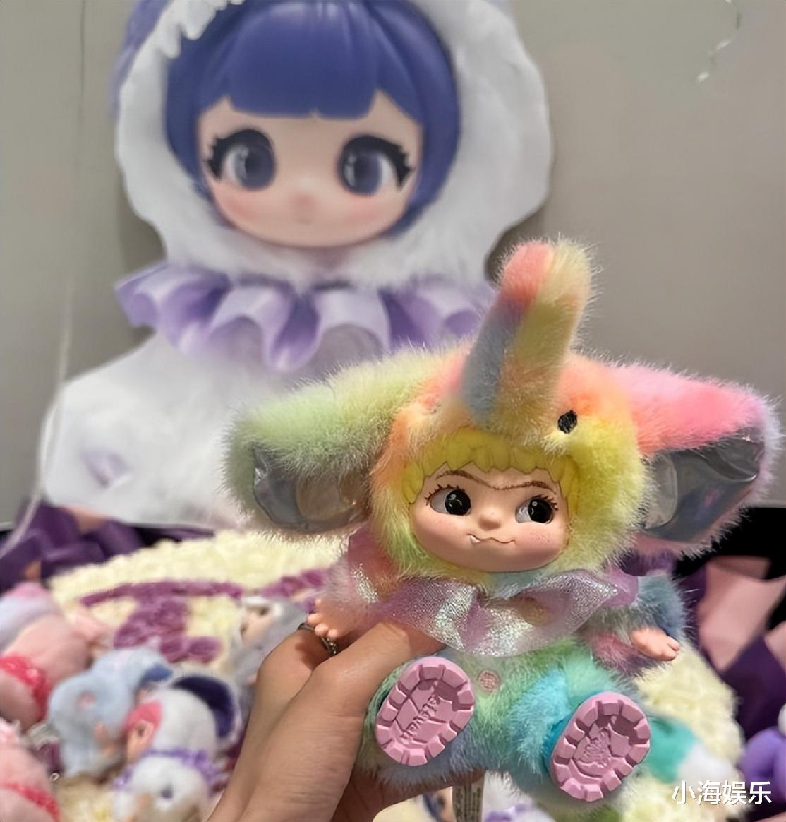 李小璐办44岁生日会，泰迪姐妹团独缺一人，大合照共用一张脸