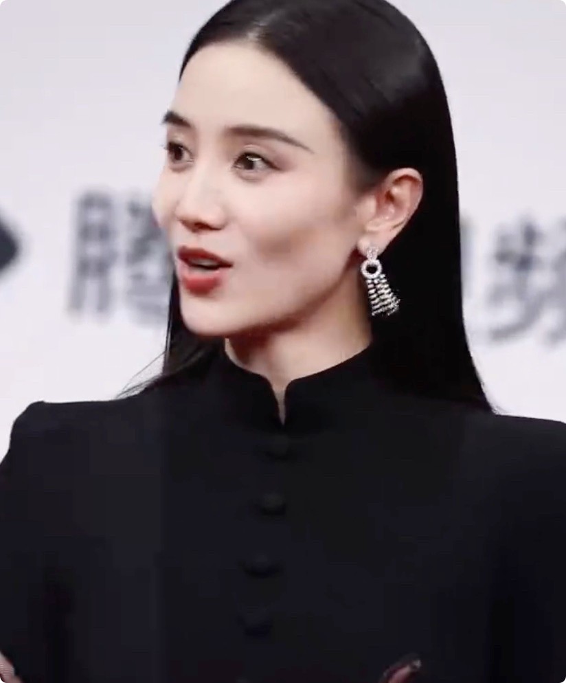 星光大赏颁奖夜，却成了人情照妖镜，红的人身边果然都是“好人”