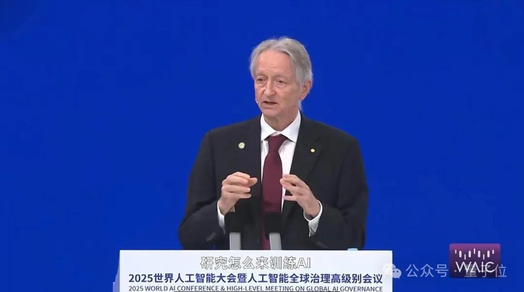 Hinton能重新坐下了,什么时候开始的?