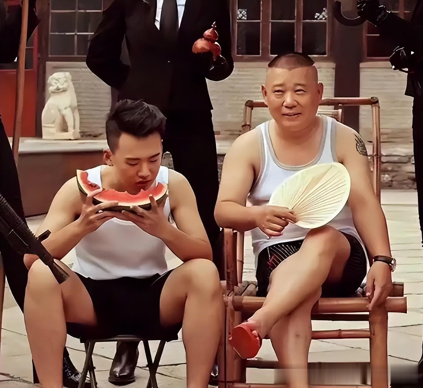 德云社郭德纲发文，晒剧组水牌，郭麒麟进组拍戏，把老郭高兴坏了