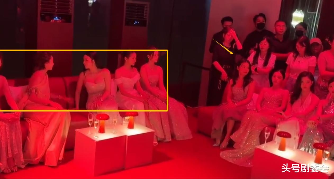 成都腕表展暴露咖位：娜扎靠边站，邱淑贞女儿无人问津，C位亮了