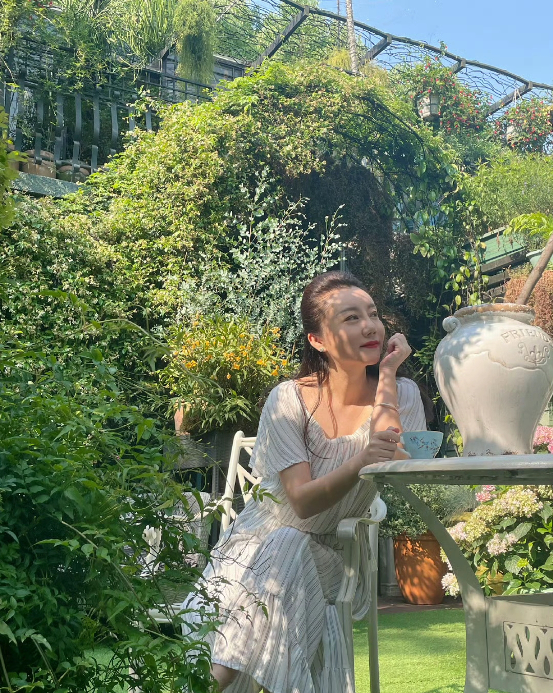 王晴:与前夫分开后,一个人带女儿,如今咋样了?