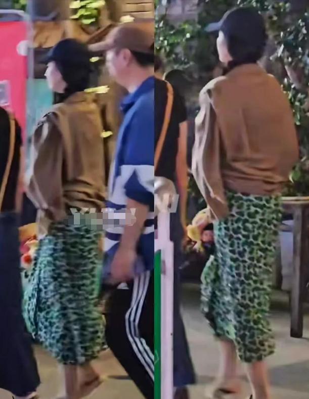 刘亦菲穿着清凉成都逛街!双腿粗壮胖到没脚踝,肥硕肚腩成大亮点