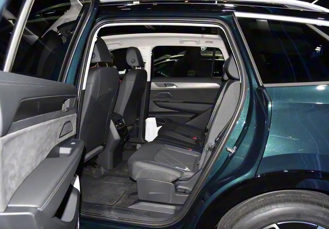 新能源越卷，大众越稳？试完新揽巡，我终于明白油车还能卖给谁