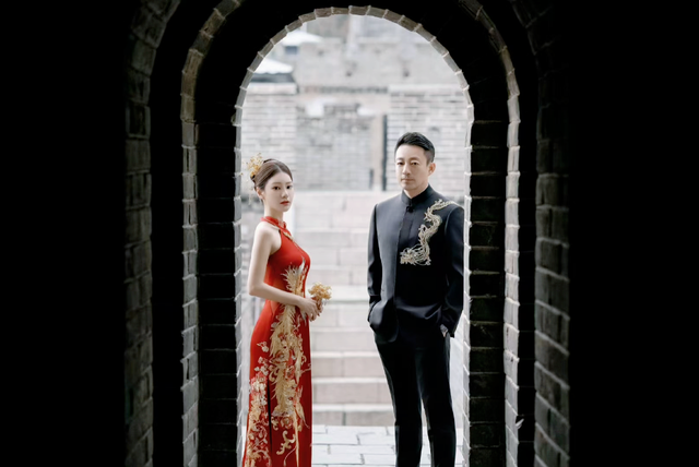 汪小菲大婚玄学预警！北京再刮大风，网友神评：意思是还得吹吗？