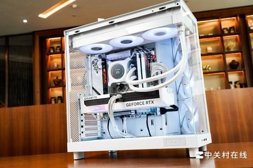 技嘉B850M AORUS ELITE WIFI7 ICE-P图赏