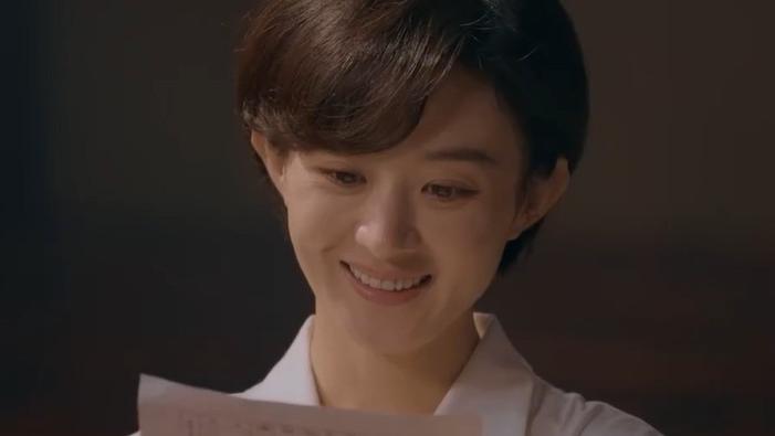 收视破1.6，《新闻联播》花22秒力推，央视年度大戏，拍得太真实了