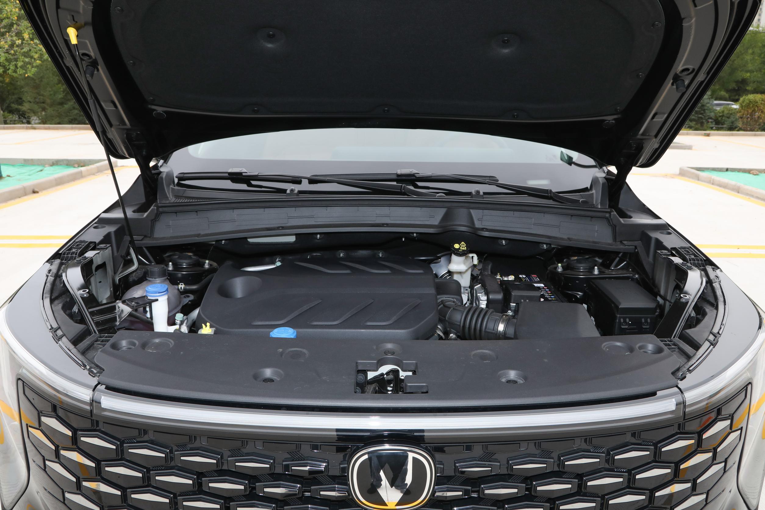 试驾第四代CS55 PLUS，这台1.5T发动机有点强！