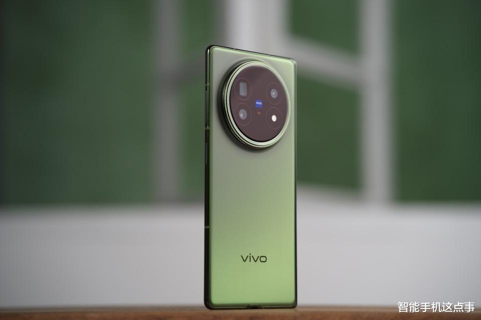 vivo X Fold6再次被確認：兩億像素CMOS+蔡司長焦，配置全解析！