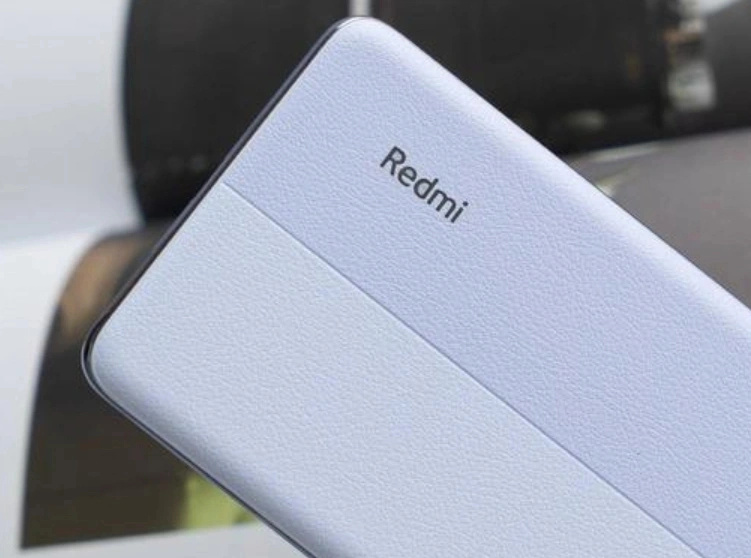 618千元机热销冠军提前出炉,256GB+双曲屏+IP69,仅售1095元