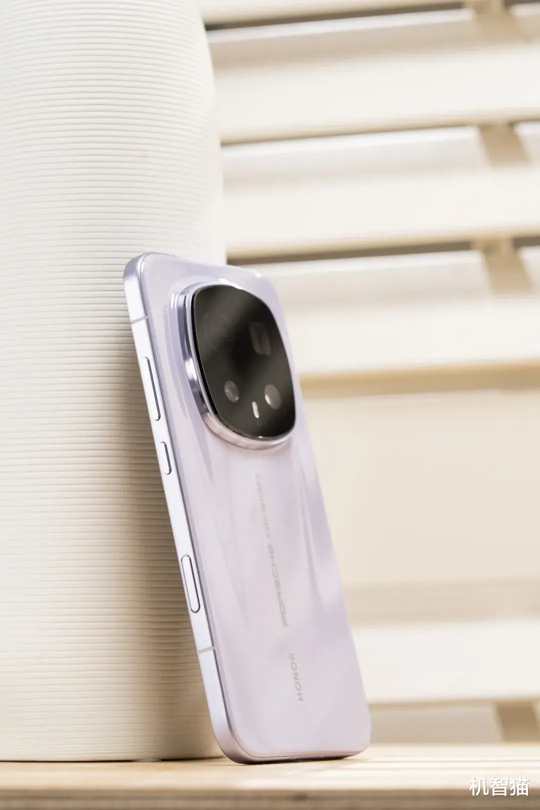 榮耀Magic8 RSR 保時捷設(shè)計測評：高端旗艦也要“去油膩”