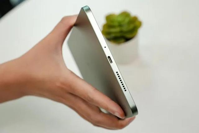 高负载游戏满帧运行!8.8英寸Redmi K Pad首发体验