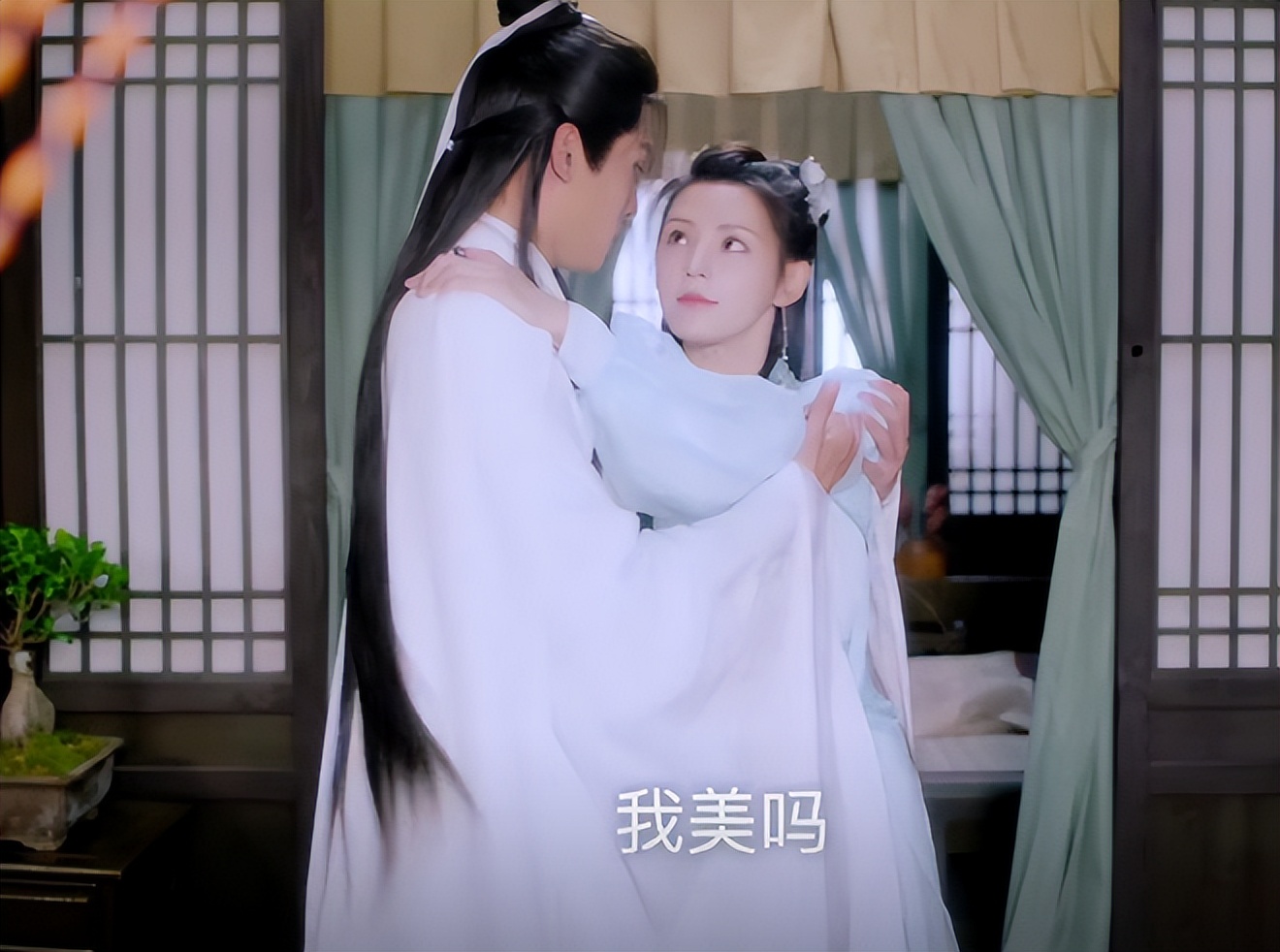 仅播三集，热度飙升，熬夜追完后我想说：能和《长相思》媲美了