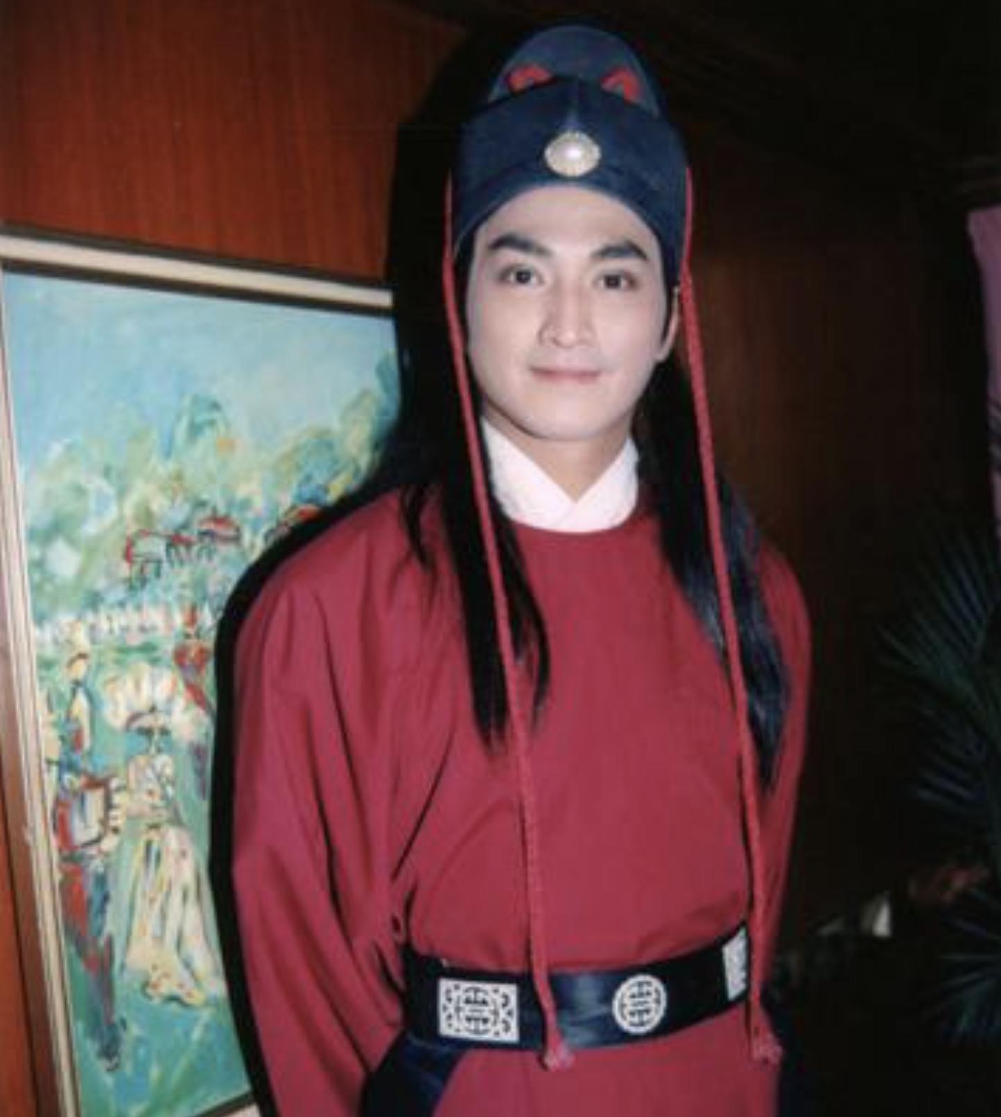 何家劲：出演\展昭\走红，今因《731》上映当天的一举动,口碑暴涨