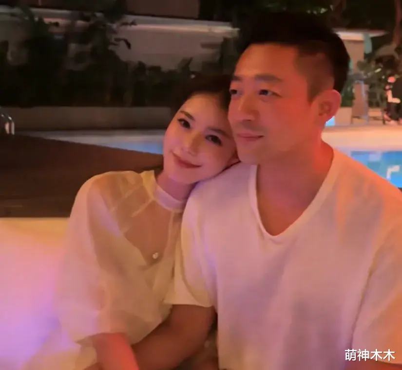 汪小菲二婚伴手礼曝光，当年跟大S回礼用仿冒品，惹上官司太抓马