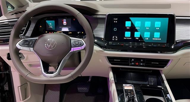被遗忘的大众MPV，从近30万降至19万，车长超5米3，剑指别克GL8