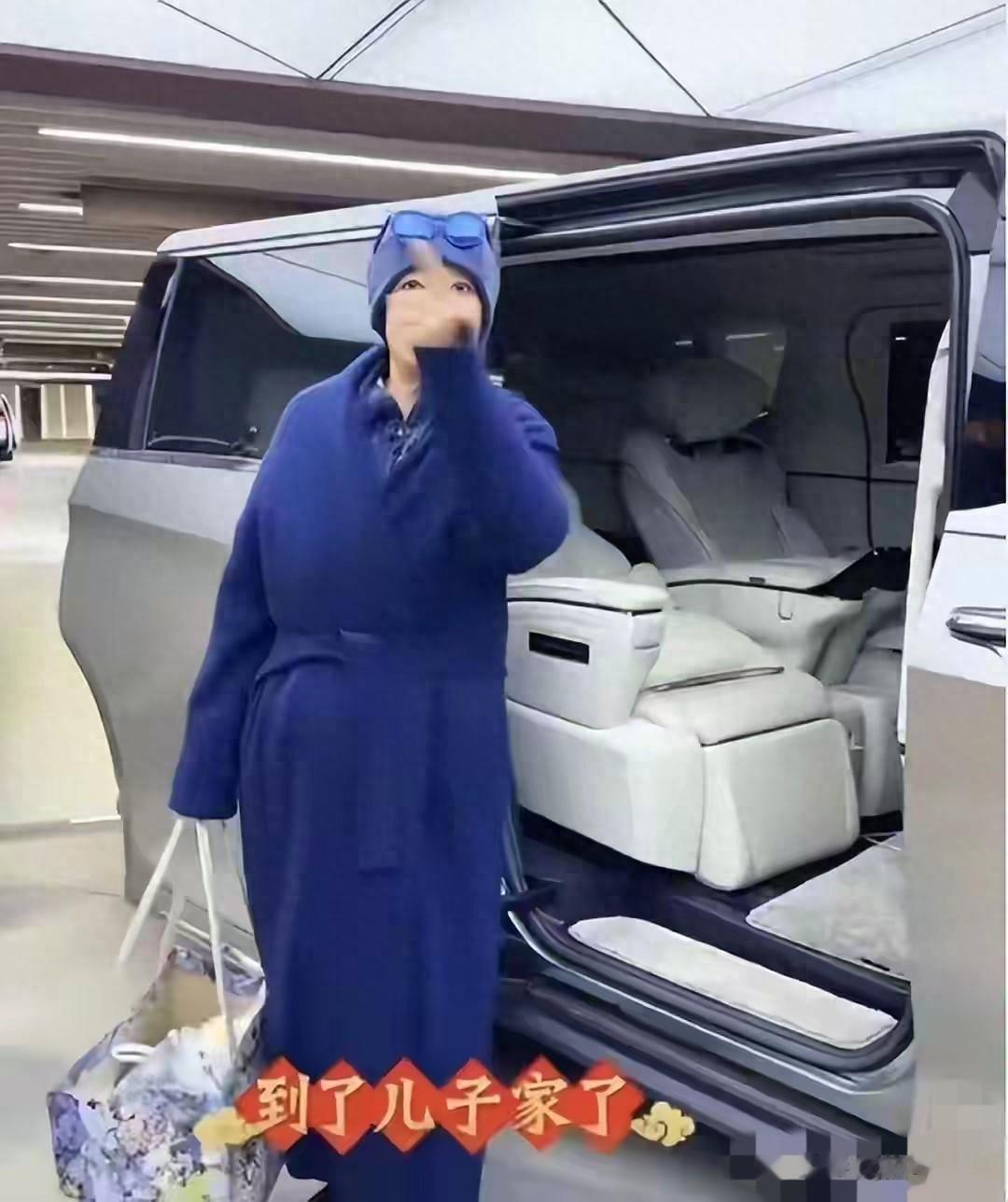 张兰到汪小菲家过冬至，汪小菲全程冷脸，一个细节暴露马筱梅地位