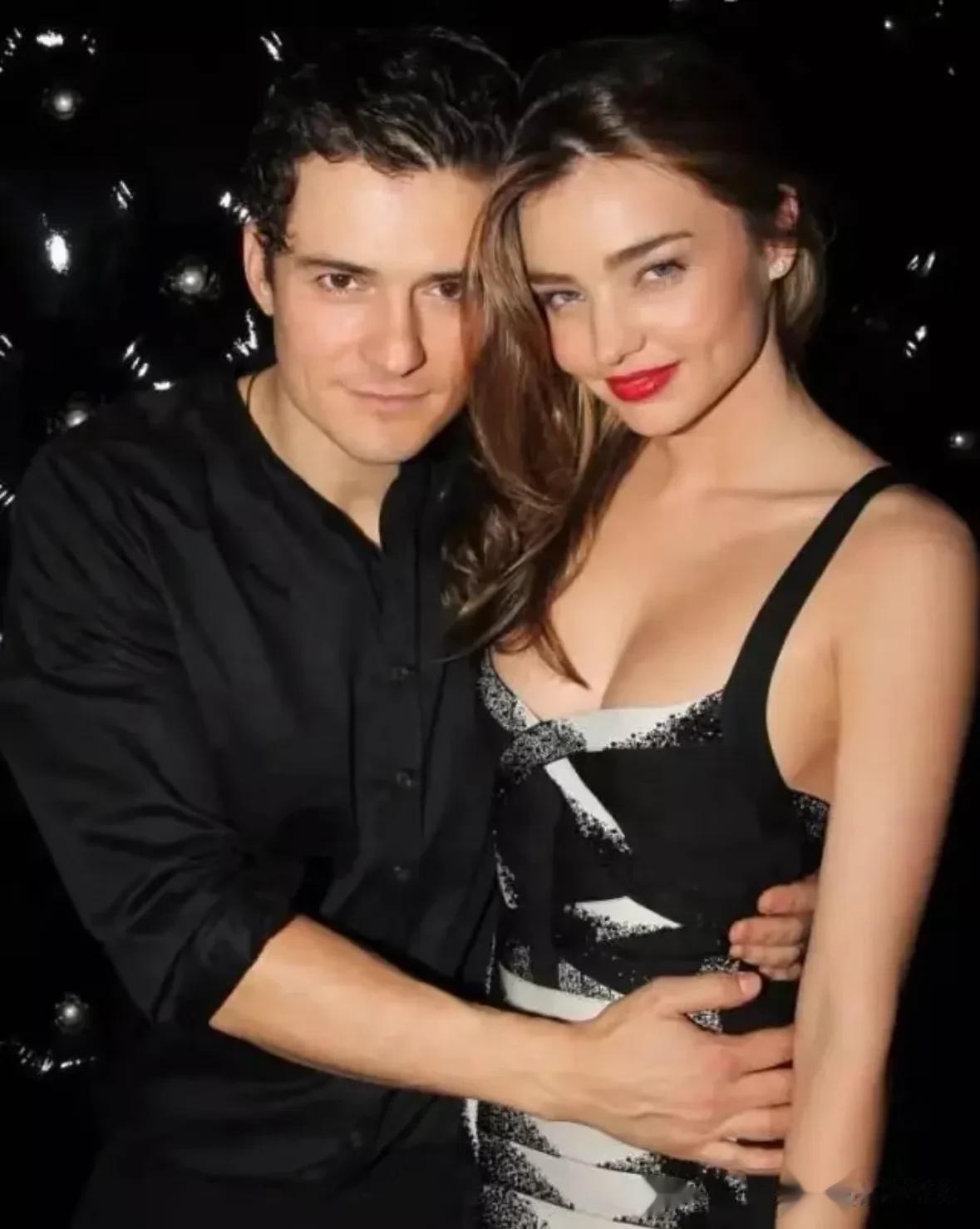 生了四个孩子的米兰达·可儿，依旧美的一颤一颤的，让人心动