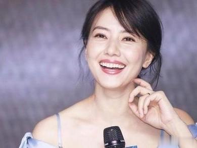 46岁还能这么绝？高圆圆好身材杀疯了，这状态谁看了不羡慕？