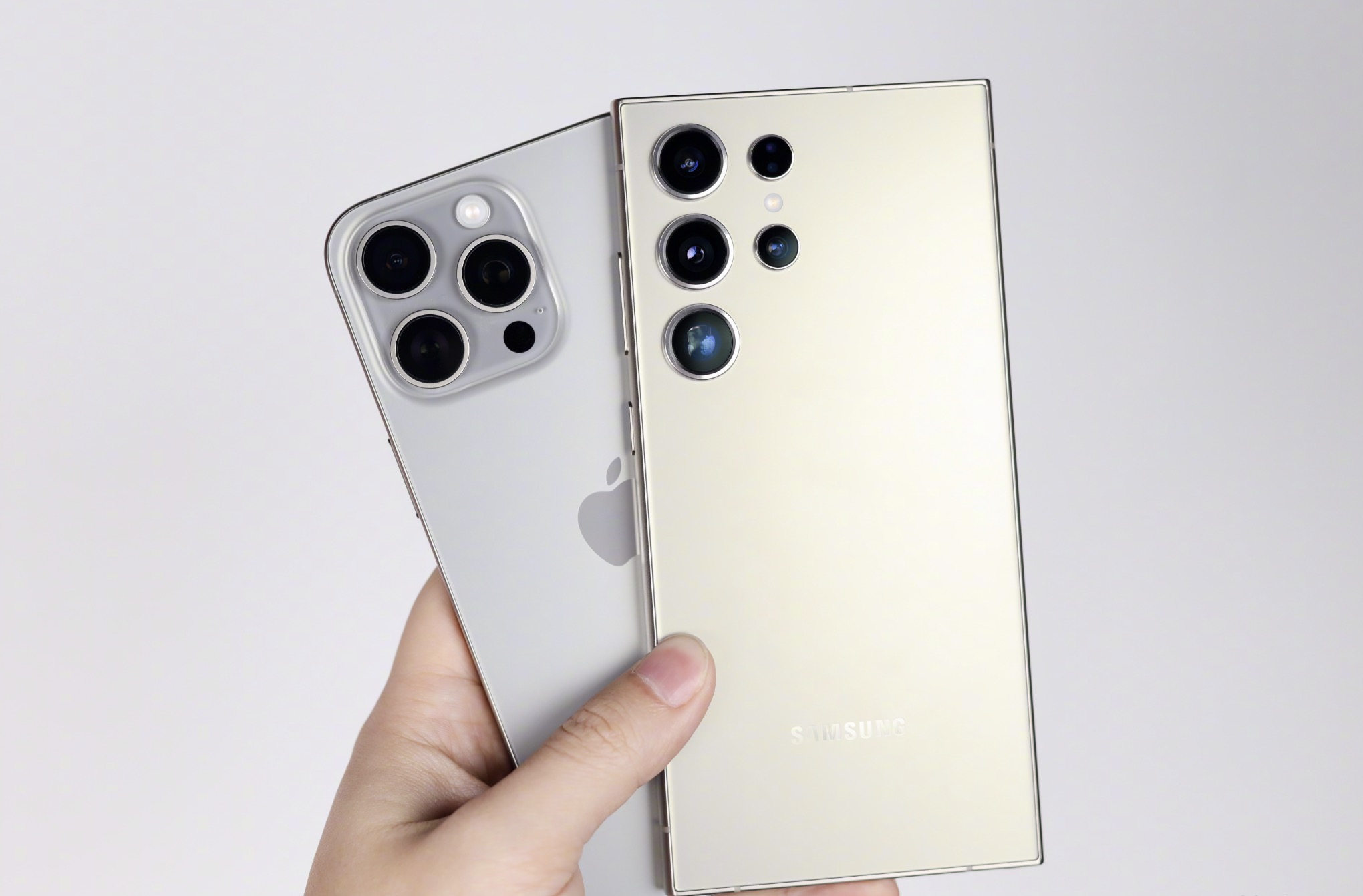 三星高端機突降4281元，2億像素+2K屏+100倍變焦，終于等到了