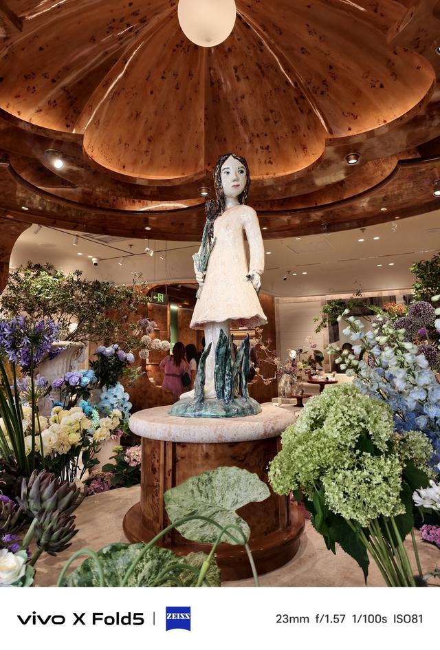 轻薄折叠屏≠阉割影像 这几款大折叠出片打破偏见