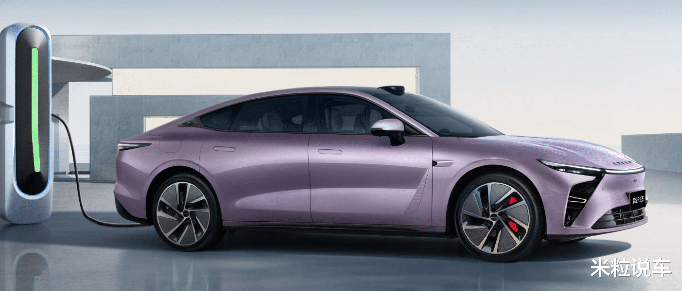 新款ES终于降价！合金悬架，商务家用皆可，长超4米9，15万级