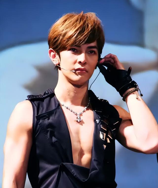 自曝当第三者,现透露未婚原因,不婚不爱的他已经走上了另一条路